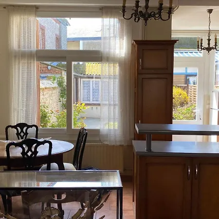 Maison Avec Jardin Et Parking, Au Centre D'etretat * Etretat