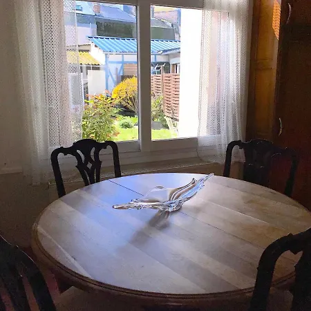 Tatil Evi Maison Avec Jardin Et Parking, Au Centre D'etretat