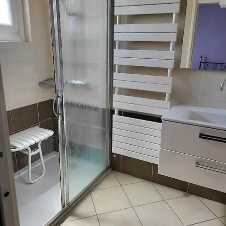 בית נופש Maison Avec Jardin Et Parking, Au Centre D'etretat