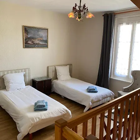 Maison Avec Jardin Et Parking, Au Centre D'etretat Holiday home Etretat